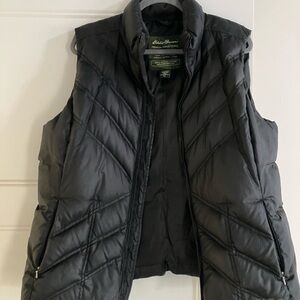 Eddie Bauer women’s black vest